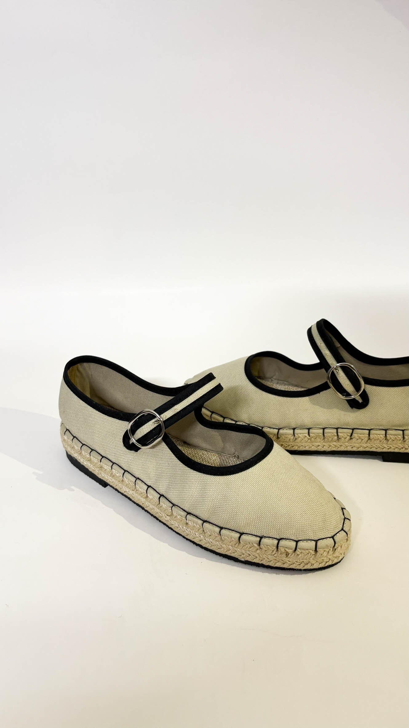 Azzura Espadrilles